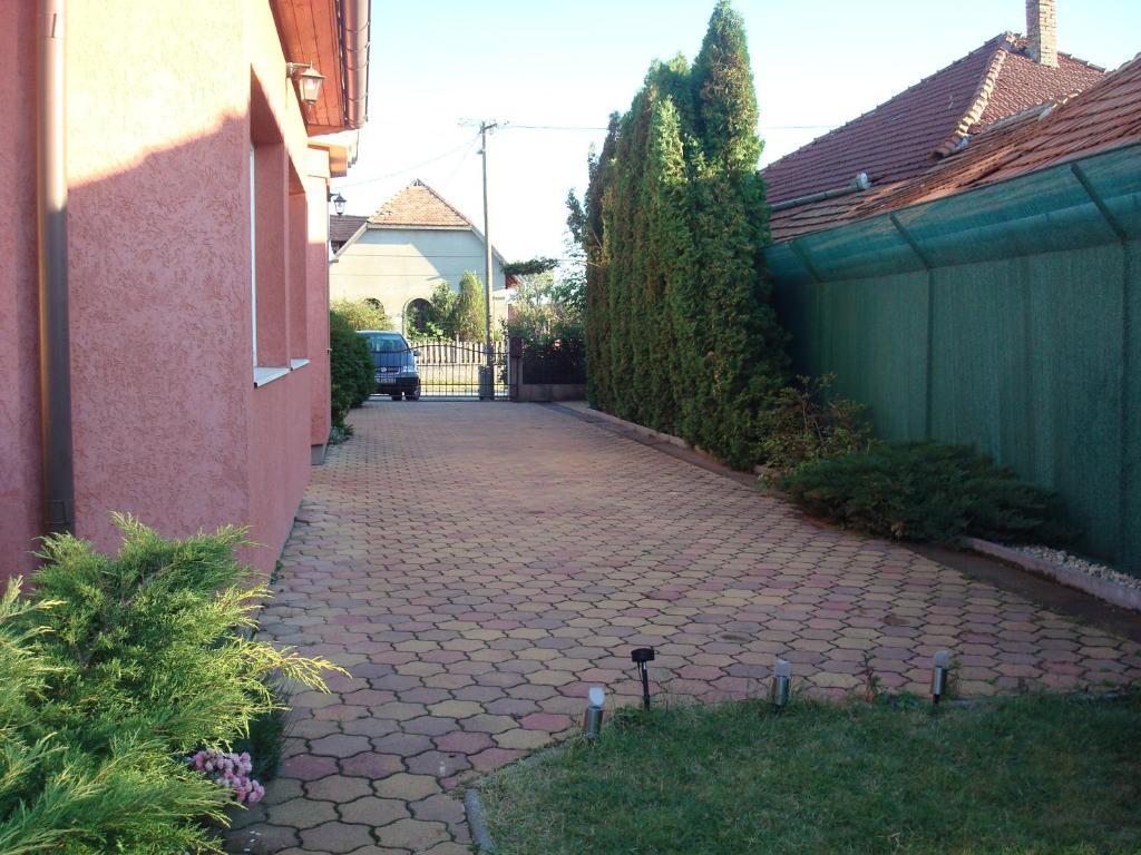 Anna Panzio Bed & Breakfast Egerszalok Exterior photo